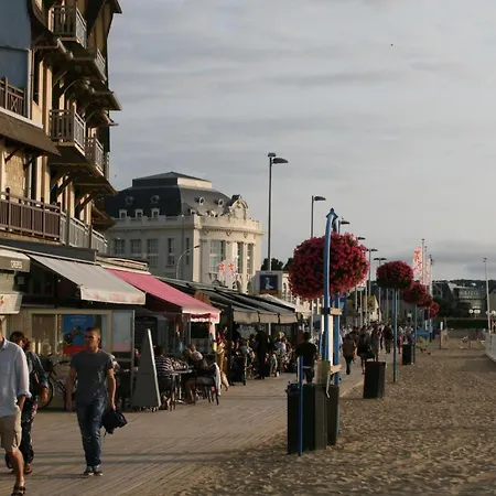 En Plein Coeur De Διαμέρισμα *